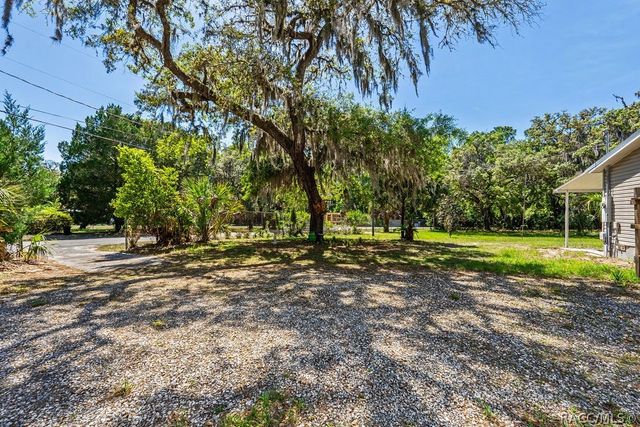 51 Palm Drive, Inglis, FL 34449