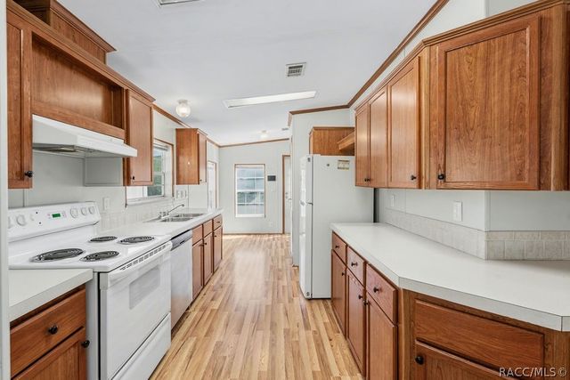 51 Palm Drive, Inglis, FL 34449