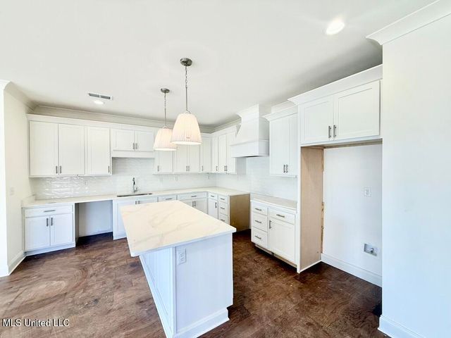 6525 Westland Court, Southaven, MS 38672