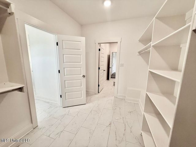 6525 Westland Court, Southaven, MS 38672