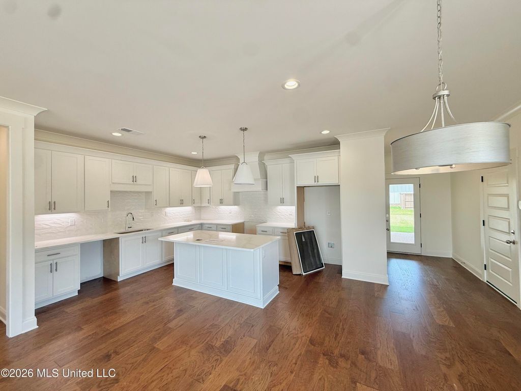 6525 Westland Court, Southaven, MS 38672 — photo 4