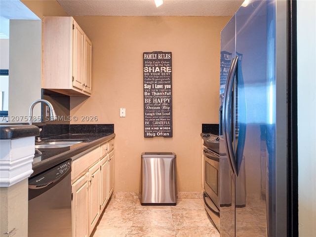 2665 SW 37th Ave 1112, Miami, FL 33133