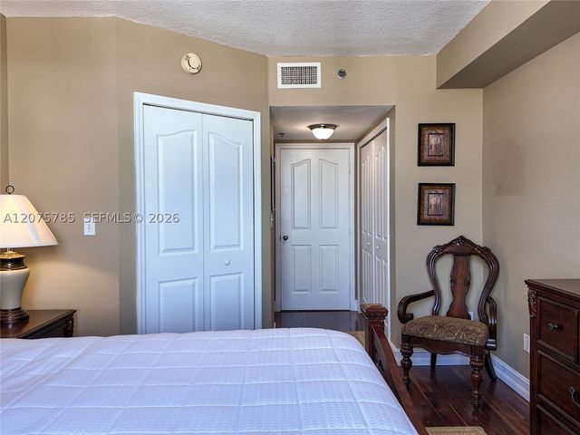 2665 SW 37th Ave 1112, Miami, FL 33133