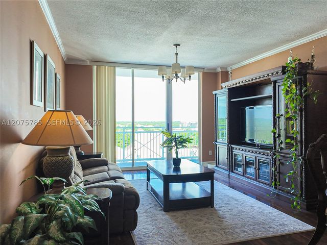 2665 SW 37th Ave 1112, Miami, FL 33133