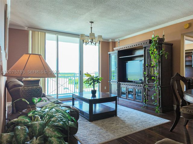 2665 SW 37th Ave 1112, Miami, FL 33133