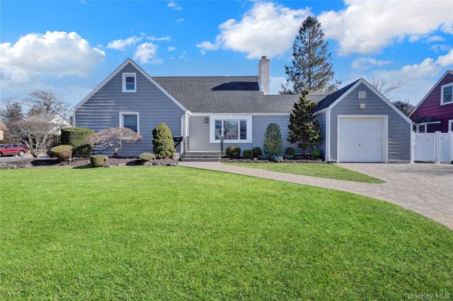 45 Gregory Avenue, Merrick, NY 11566