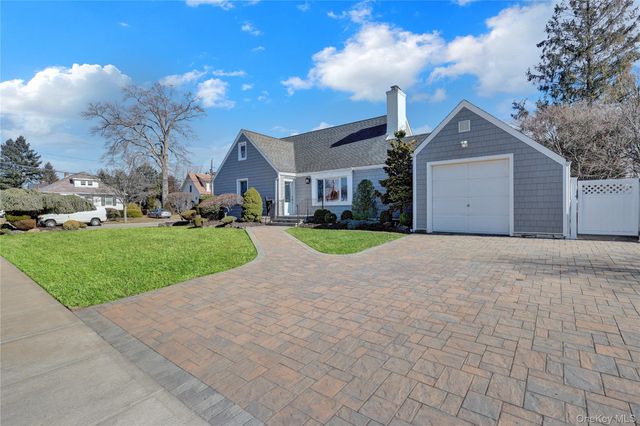 45 Gregory Avenue, Merrick, NY 11566