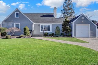 45 Gregory Avenue, Merrick, NY 11566