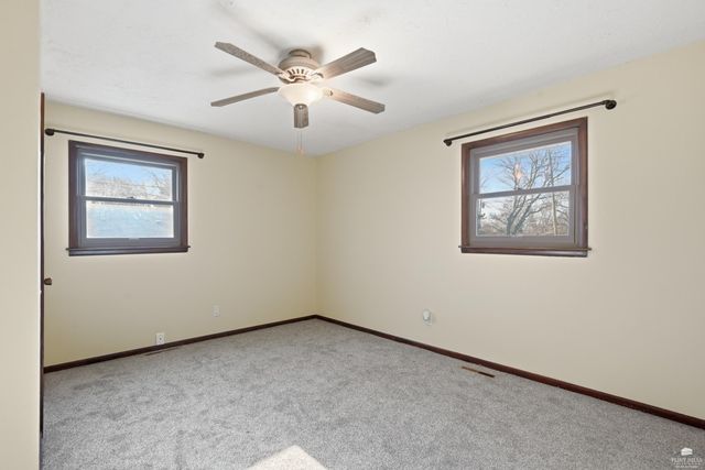 3105 Yolande Way, Manhattan, KS 66502