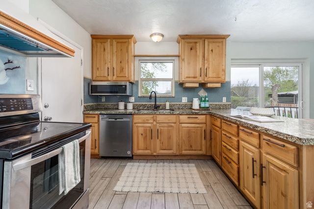 1358 E 6400 S, Salt Lake City, UT 84121