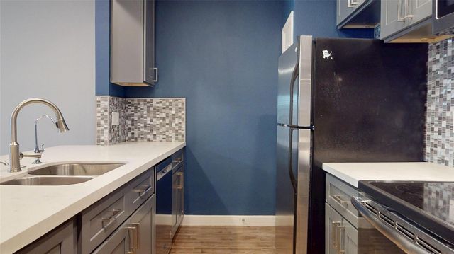 2984 Holly Hall Street, Houston, TX 77054