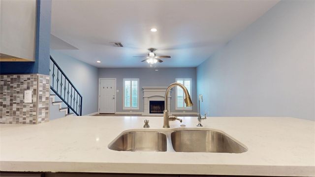 2984 Holly Hall Street, Houston, TX 77054
