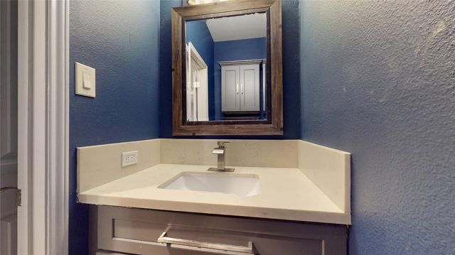 2984 Holly Hall Street, Houston, TX 77054