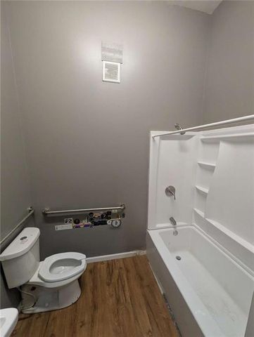 242 N 5th N Avenue A, B, 226, Rome, GA 30165