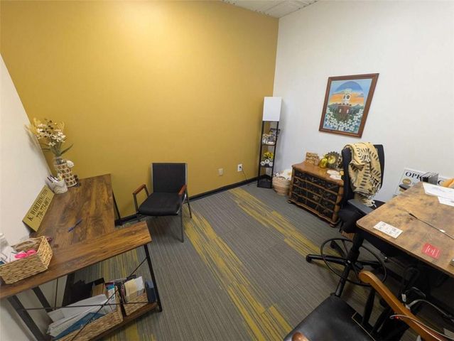 242 N 5th N Avenue A, B, 226, Rome, GA 30165