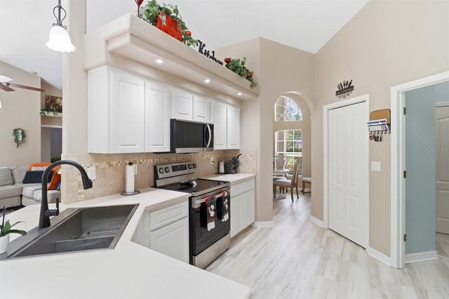 1131 E BLUEBIRD COURT, Hernando, FL 34442