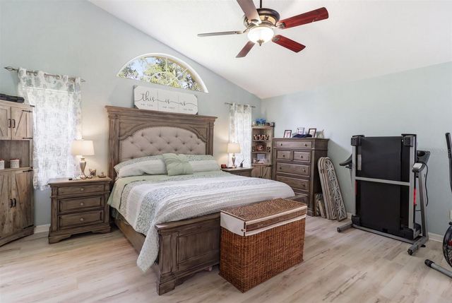 1131 E BLUEBIRD COURT, Hernando, FL 34442