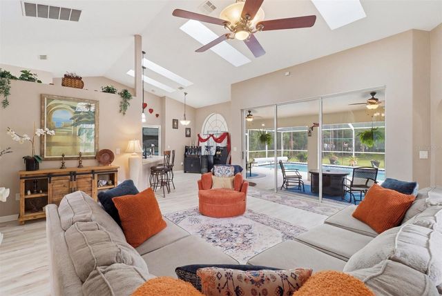 1131 E BLUEBIRD COURT, Hernando, FL 34442
