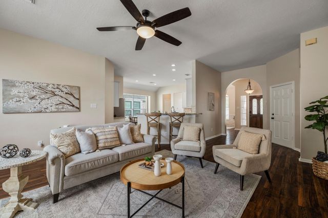 20434 Willow Trace Drive, Cypress, TX 77433