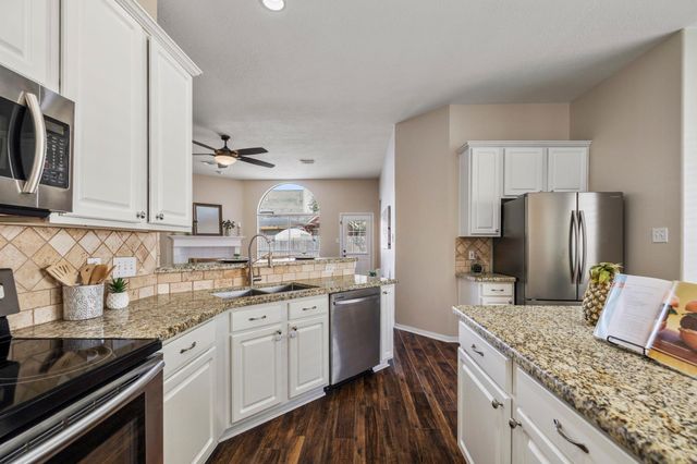 20434 Willow Trace Drive, Cypress, TX 77433