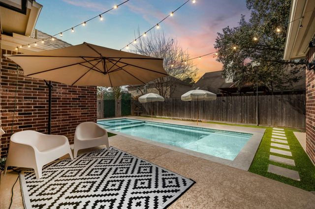 20434 Willow Trace Drive, Cypress, TX 77433