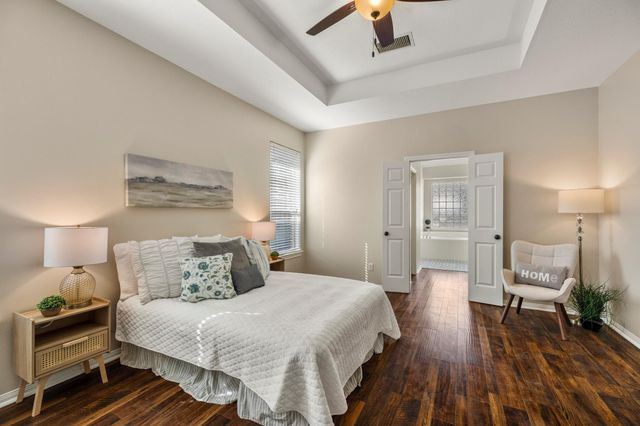 20434 Willow Trace Drive, Cypress, TX 77433