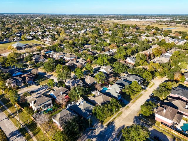 20434 Willow Trace Drive, Cypress, TX 77433