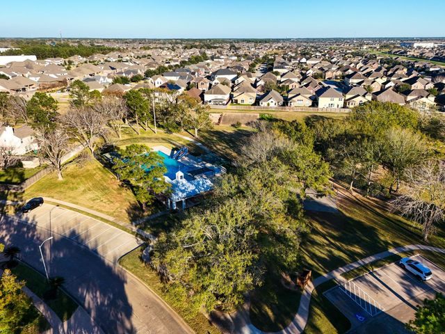 20434 Willow Trace Drive, Cypress, TX 77433