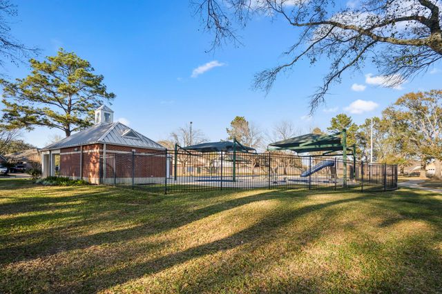 20434 Willow Trace Drive, Cypress, TX 77433