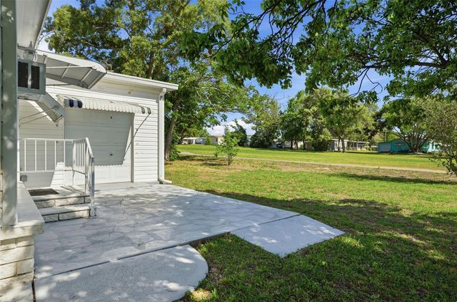 8496 HIGHPOINT BOULEVARD, Brooksville, FL 34613
