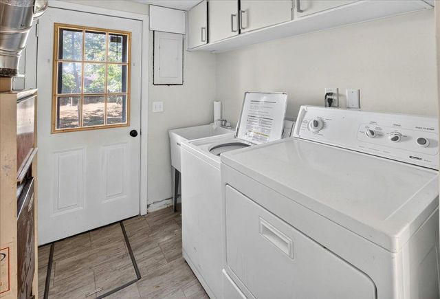 6281 Brunswick Avenue N, Brooklyn Park, MN 55429