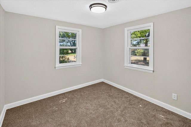 6281 Brunswick Avenue N, Brooklyn Park, MN 55429