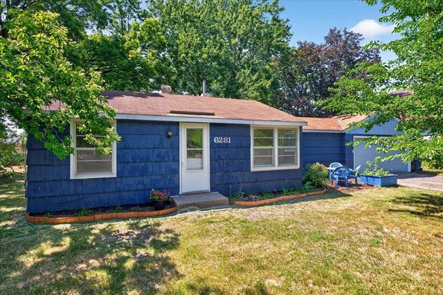 6281 Brunswick Avenue N, Brooklyn Park, MN 55429