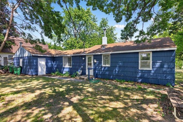 6281 Brunswick Avenue N, Brooklyn Park, MN 55429