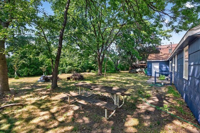 6281 Brunswick Avenue N, Brooklyn Park, MN 55429