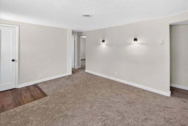 6281 Brunswick Avenue N, Brooklyn Park, MN 55429