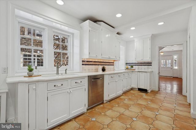 119 MAPLE AVE, Bala Cynwyd, PA 19004