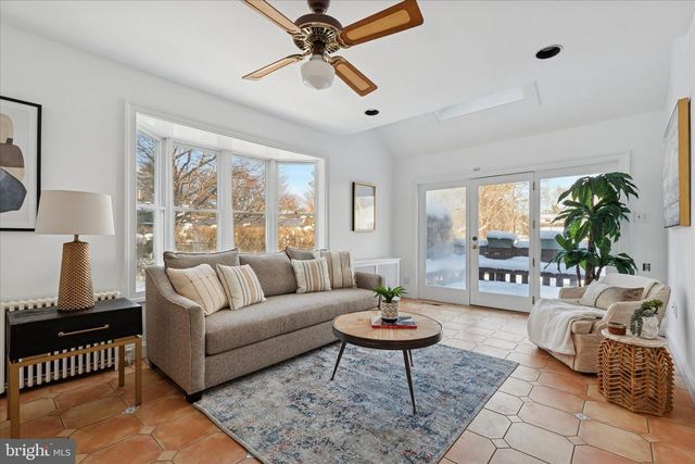 119 MAPLE AVE, Bala Cynwyd, PA 19004