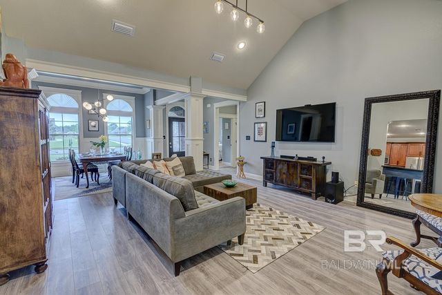 20752 Southwood Street, Fairhope, AL 36532