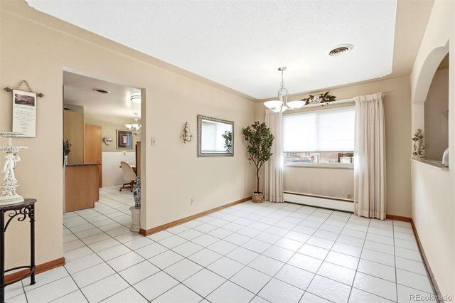 2940 W 42nd Avenue, Denver, CO 80211