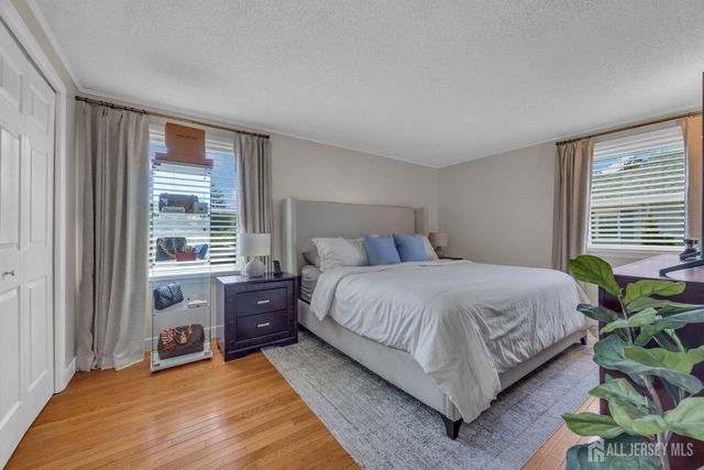 71 Pine Street, Spotswood, NJ 08884