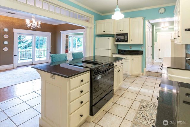 405 S 7th, Mount Vernon, WA 98274