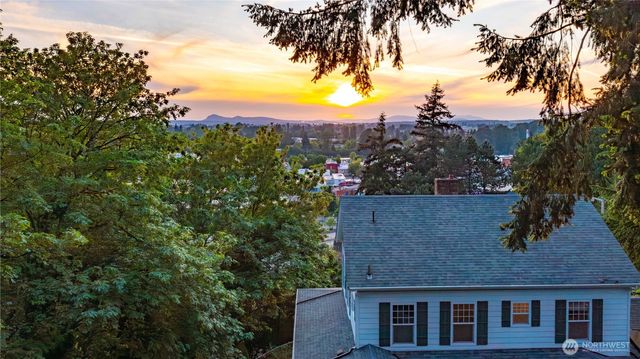 405 S 7th, Mount Vernon, WA 98274