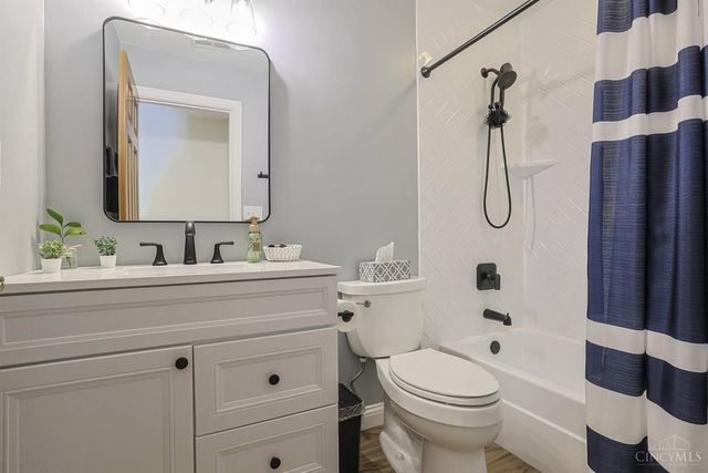 870 Abbot Drive, Fairfield, OH 45014