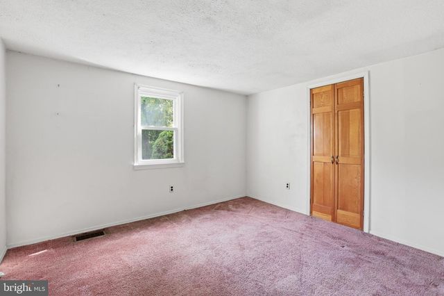 1413 PEDEN AVE, West Deptford, NJ 08093