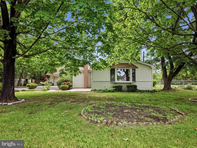 1413 PEDEN AVE, West Deptford, NJ 08093