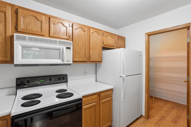 4425 Mills Civic Parkway 601, West Des Moines, IA 50265