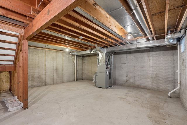 4425 Mills Civic Parkway 601, West Des Moines, IA 50265