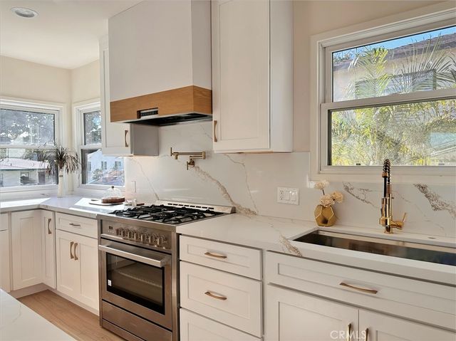 1318 S Helberta, Redondo Beach, CA 90277