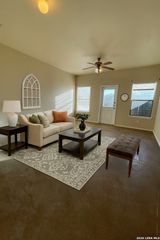 10815 Mathom Lndg Apt 3, Universal City, TX 78148